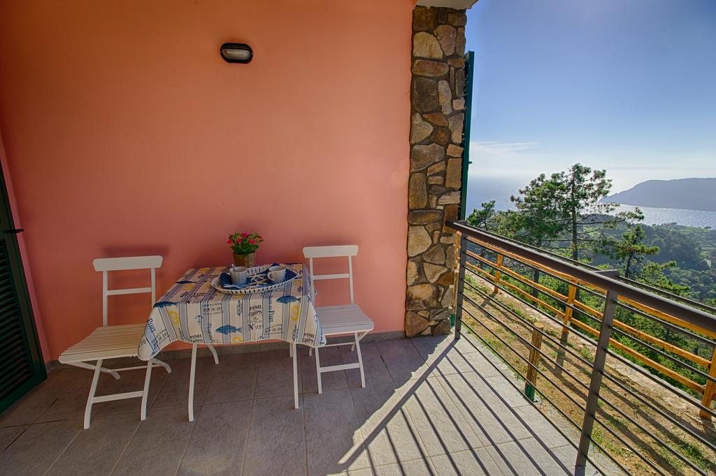 Hotel Cadè Ventu à Vernazza Extérieur photo